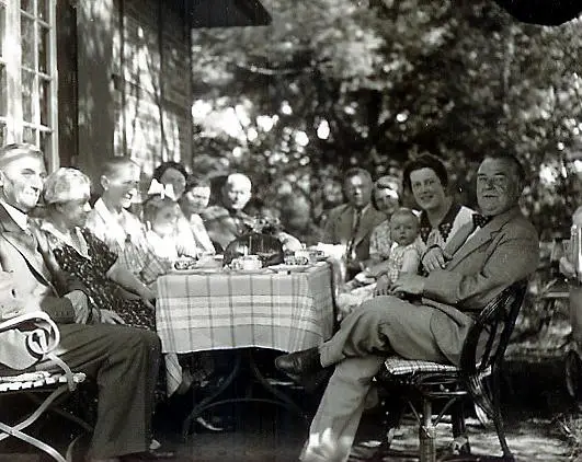 Geburtstagsgesellschaft 1939