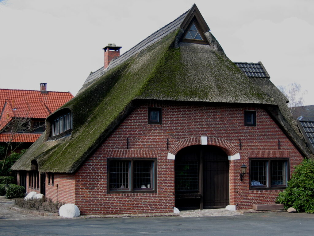 Stammhaus Wiefelstede im Jahr 2004